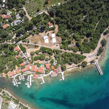 Beach Front Apartment In Punta Kriza With Kitchen Dış mekan fotoğraf